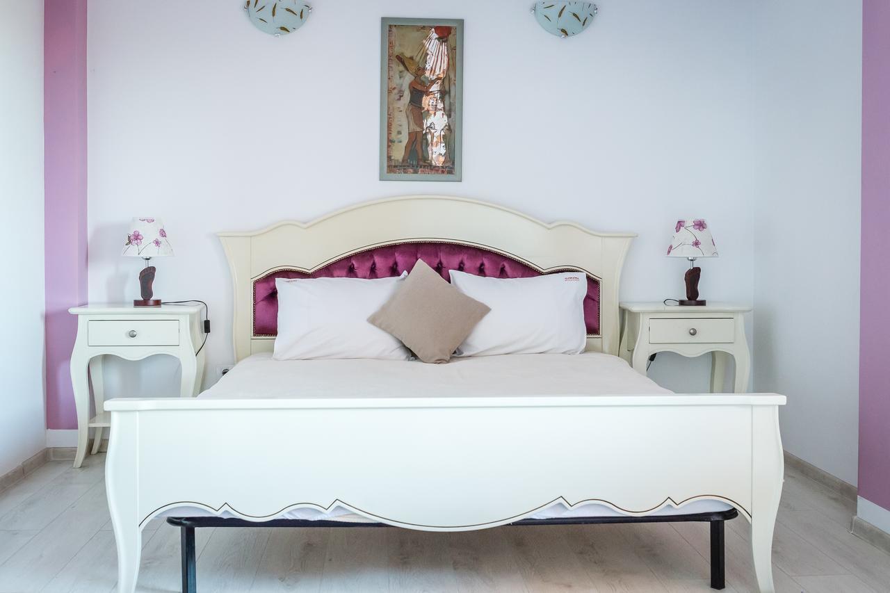 Cleopatra Residence Iasi Bagian luar foto